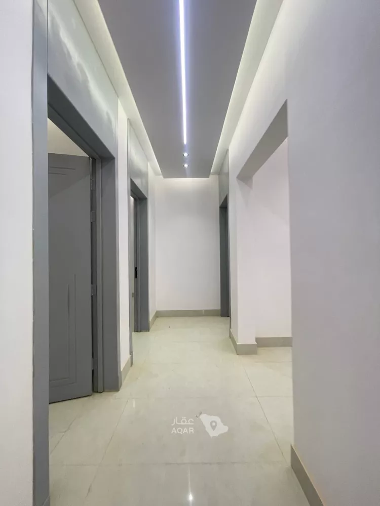 Floor for Sale in Riyadh Dahiat Namar 12