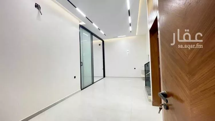 فيلا للبيع في شارع زياد الباهلي, حي العوالي, مدينة الرياض, منطقة الرياض صورة 3