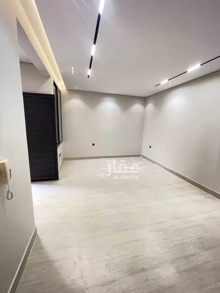فيلا للبيع في شارع طريق خريص, حي الجنادرية, مدينة الرياض, منطقة الرياض 13
