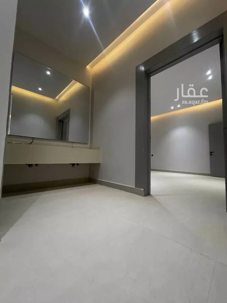 دور للبيع في شارع 685, حي الجنادرية, مدينة الرياض, منطقة الرياض 8