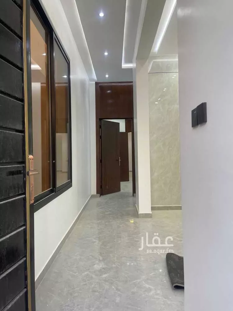 Floor for Sale in Riyadh Al Janadriyah صورة 5