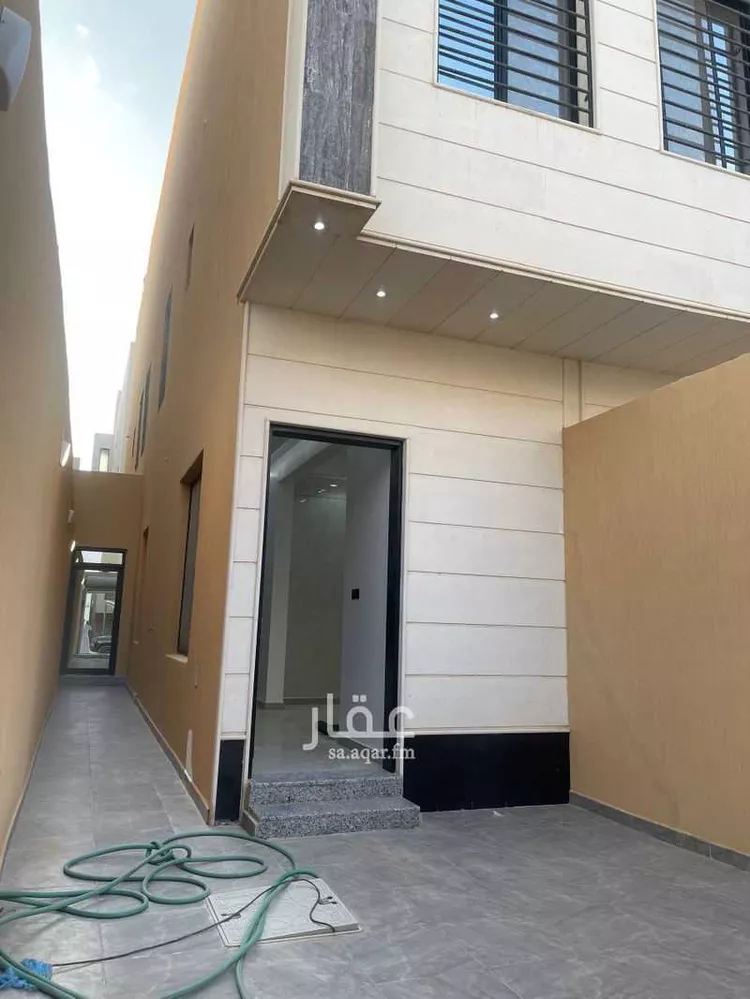 دور للبيع في شارع الخضرية, حي الجنادرية, مدينة الرياض, منطقة الرياض 8