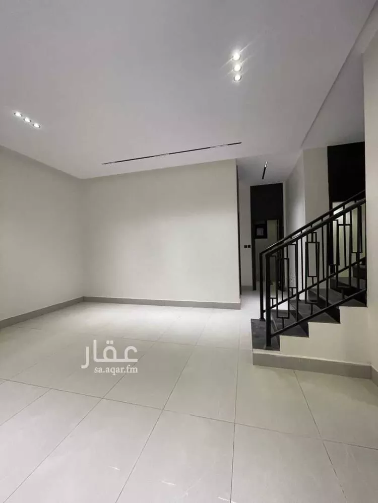 فيلا للبيع في شارع مخطط بوابة الشرق, حي الجنادرية, مدينة الرياض, منطقة الرياض 15