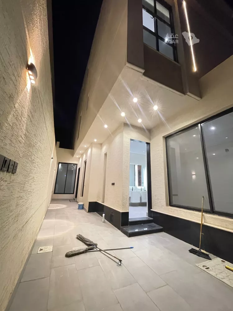 Floor for Sale in Riyadh Al Maizilah صورة 3