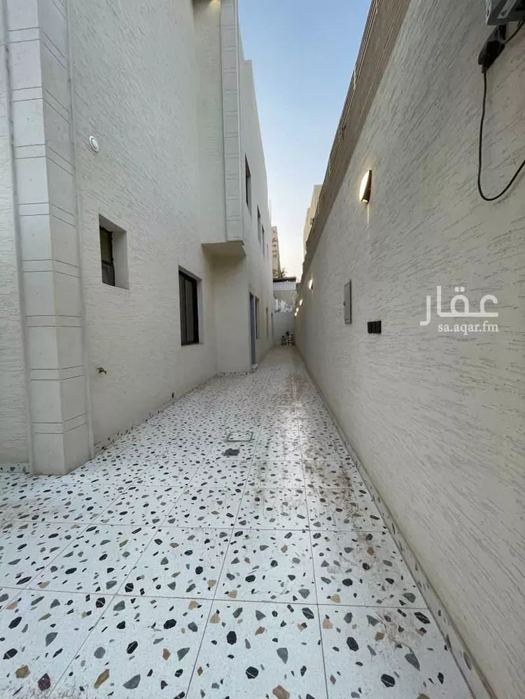 دور للبيع في شارع ابن المظفر, حي السويدي الغربي, مدينة الرياض, منطقة الرياض صورة 2