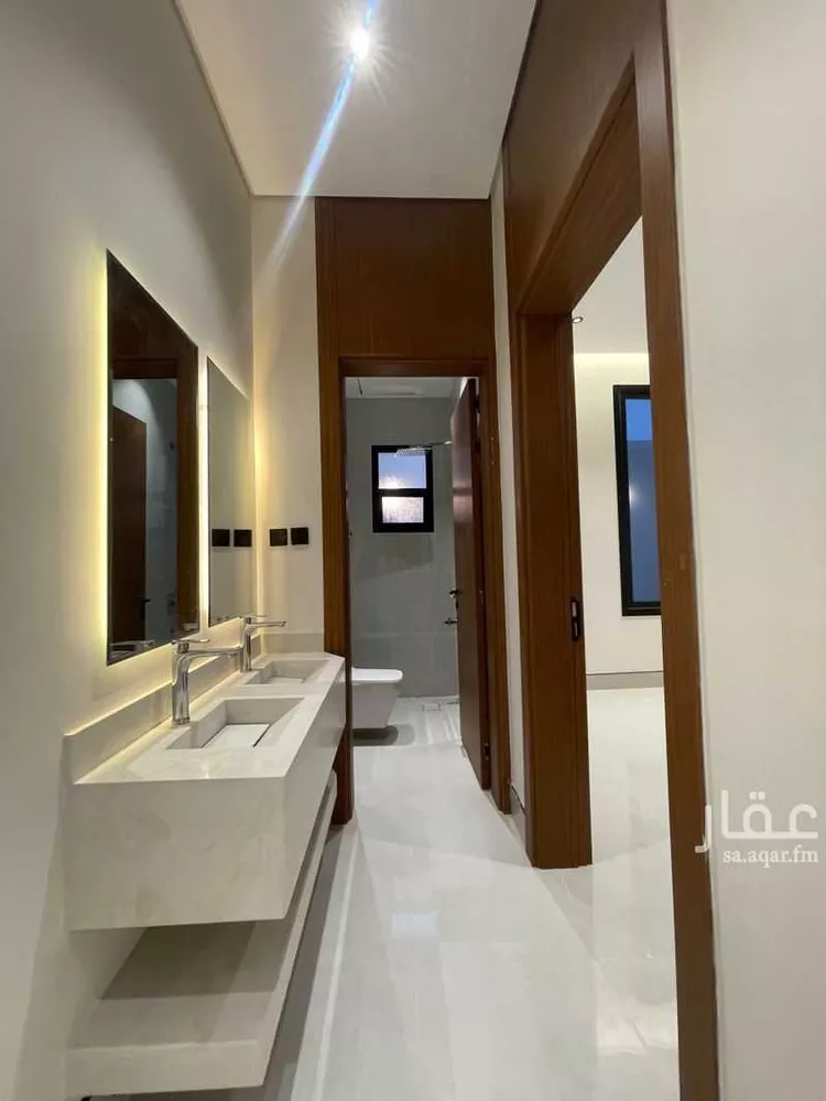 فيلا للبيع في شارع الحسن القرشي, حي البيان, مدينة الرياض, منطقة الرياض 24