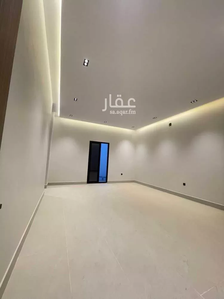 Floor for Sale in Riyadh Al Janadriyah 25