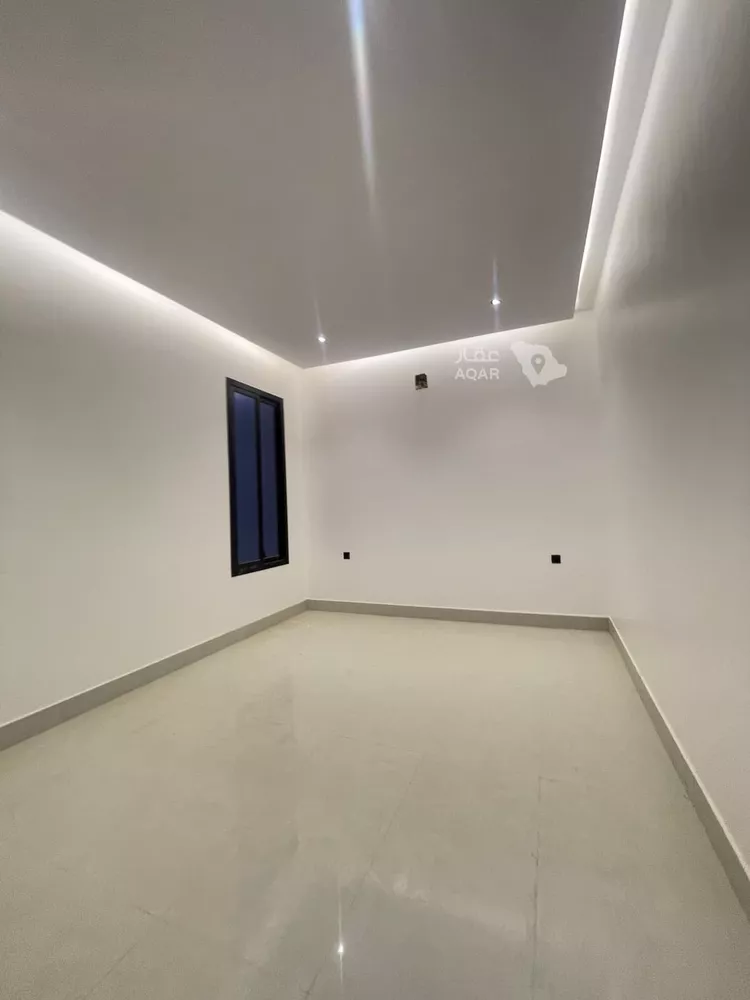 Floor for Sale in Riyadh Dahiat Namar 18