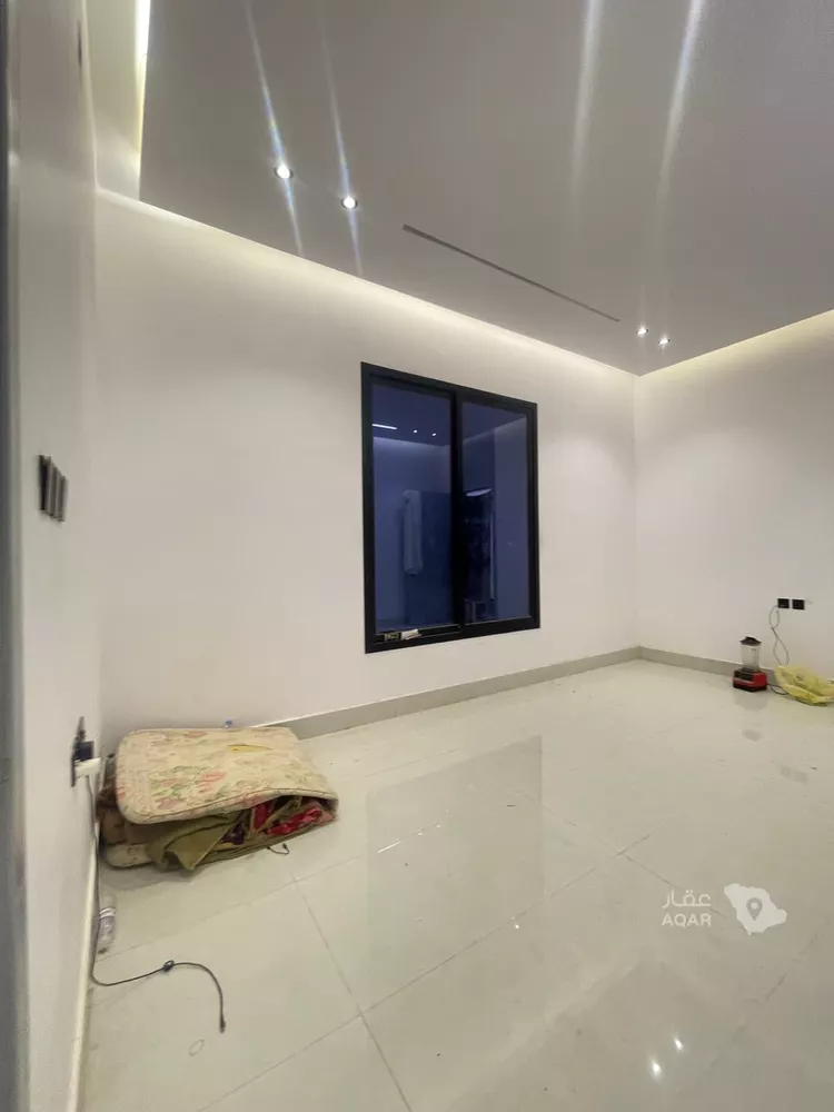 Floor for Sale in Riyadh Dahiat Namar 8