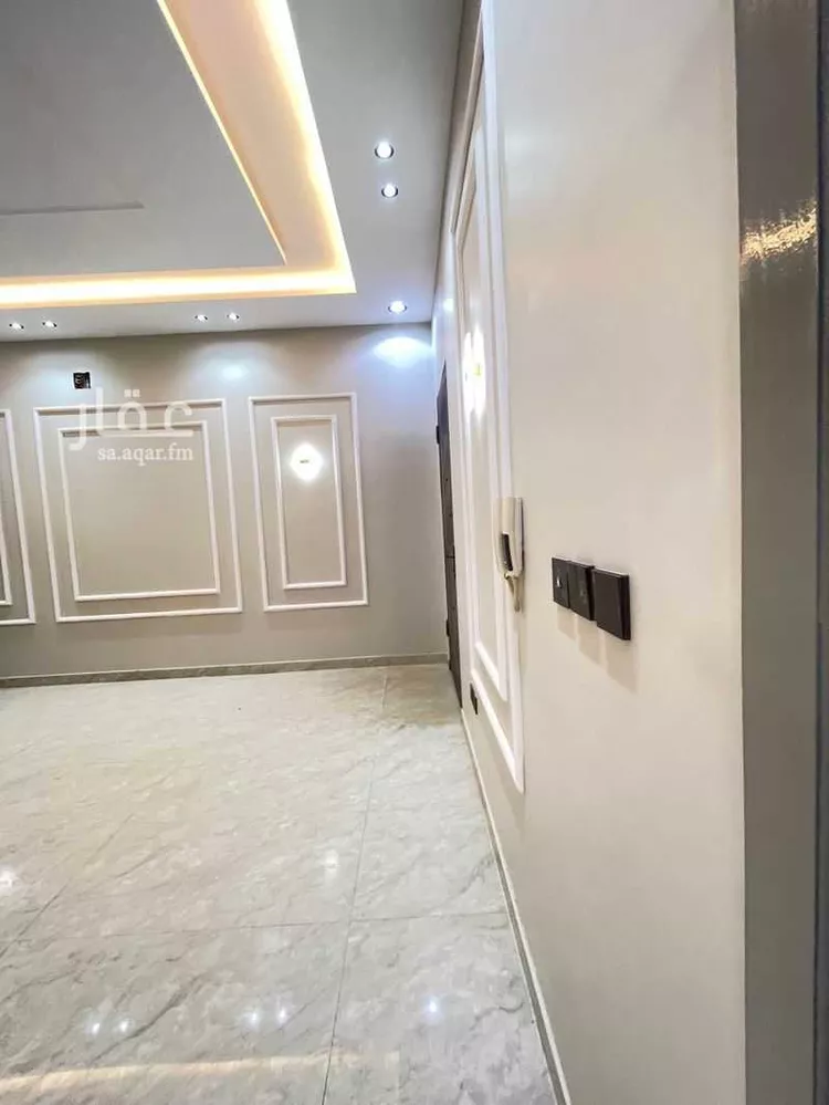 دور للبيع في شارع https://maps.google.com/?q=24.508867,46.643784, حي عكاظ, مدينة الرياض, منطقة الرياض 13