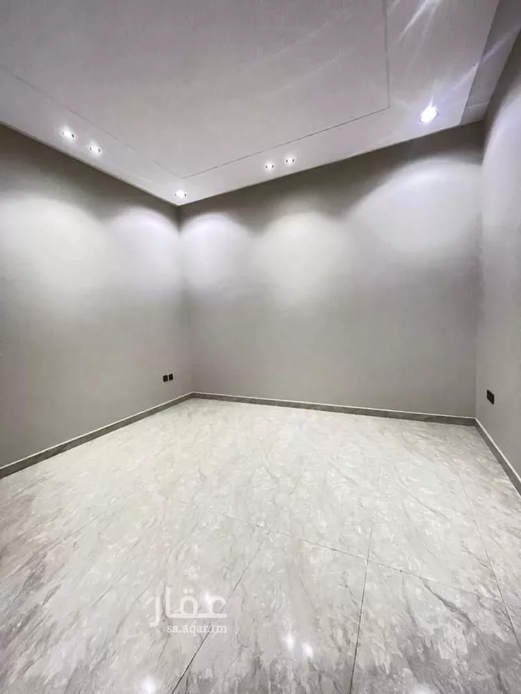 دور للبيع في شارع https://maps.google.com/?q=24.508867,46.643784, حي عكاظ, مدينة الرياض, منطقة الرياض 26