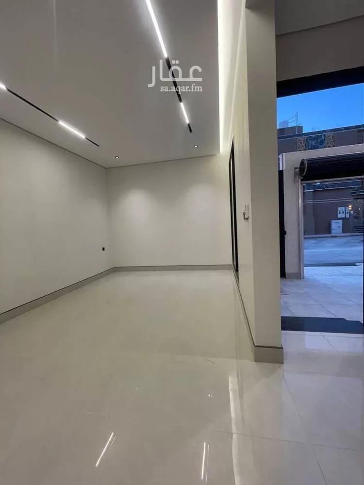 فيلا للبيع في شارع الحسن القرشي, حي البيان, مدينة الرياض, منطقة الرياض 11