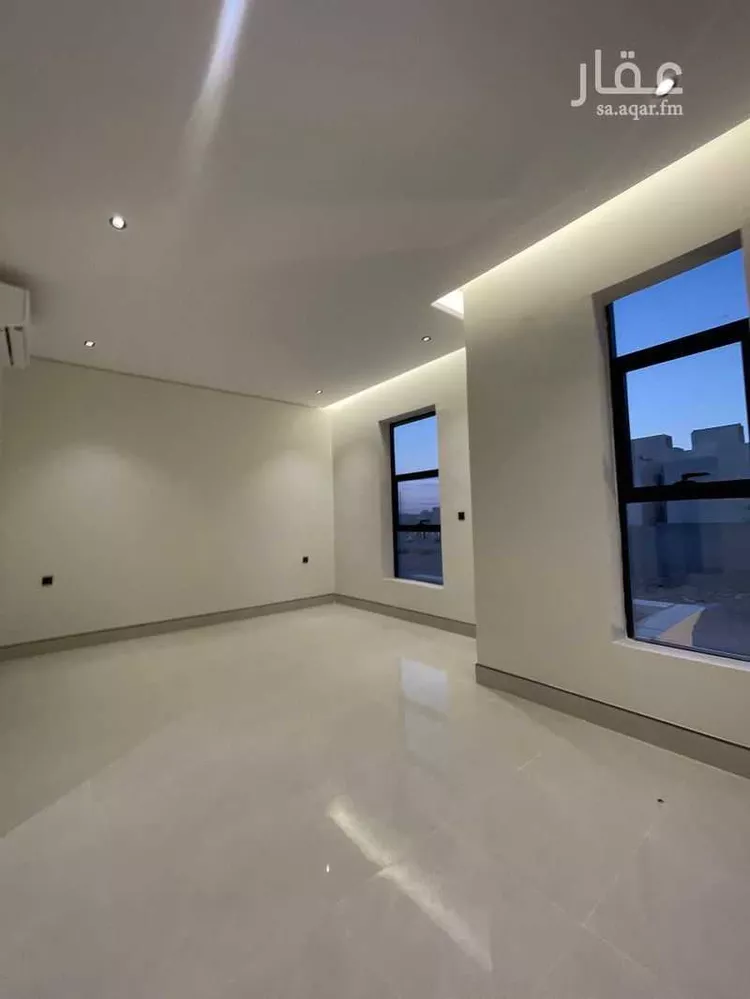 فيلا للبيع في شارع الحسن القرشي, حي البيان, مدينة الرياض, منطقة الرياض 21