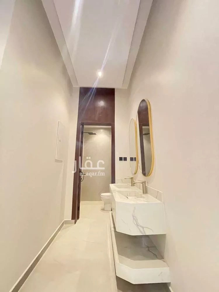 Villa for Sale in Riyadh Al Janadriyah 11