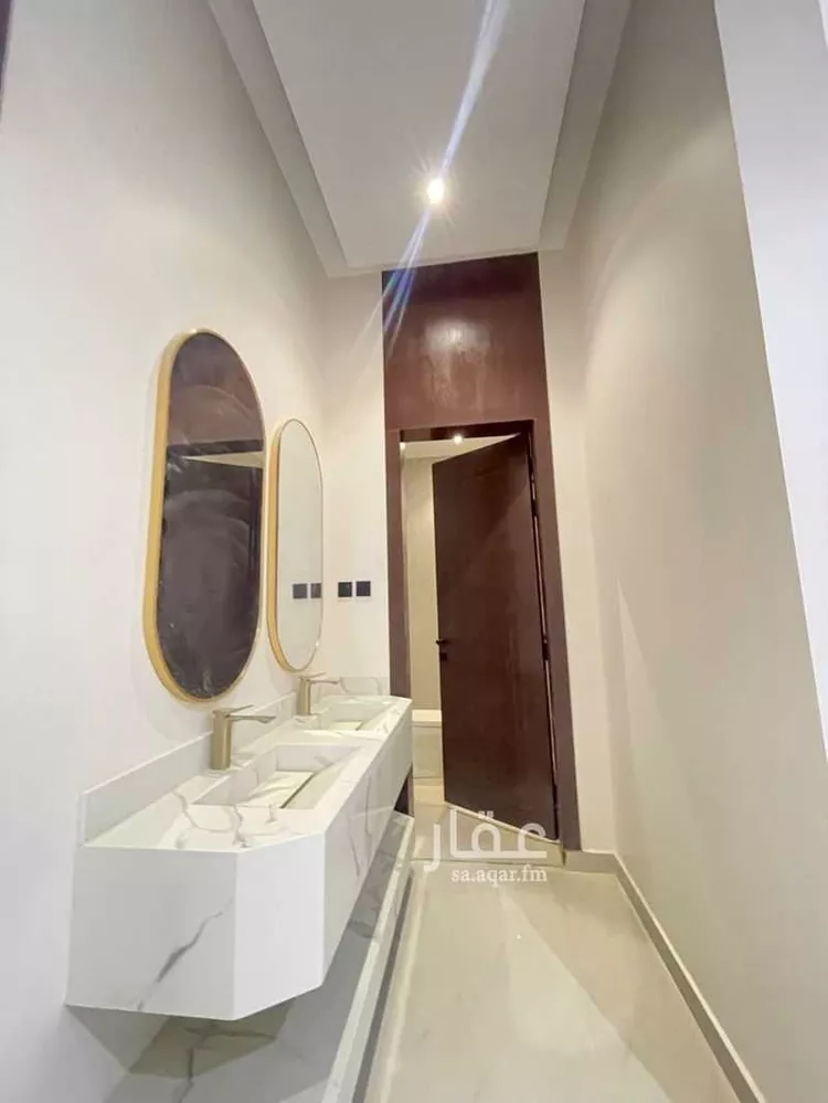 Villa for Sale in Riyadh Al Janadriyah 19