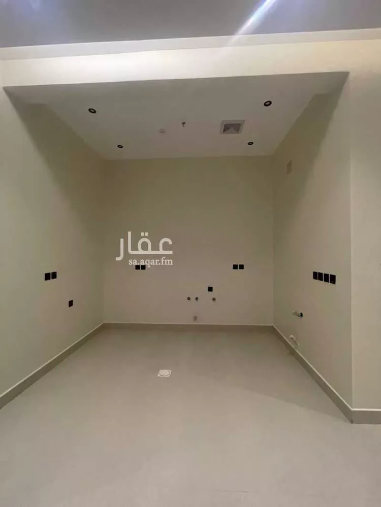 شقة للبيع في شارع المتنبي, حي المعيزيلة, مدينة الرياض, منطقة الرياض 15
