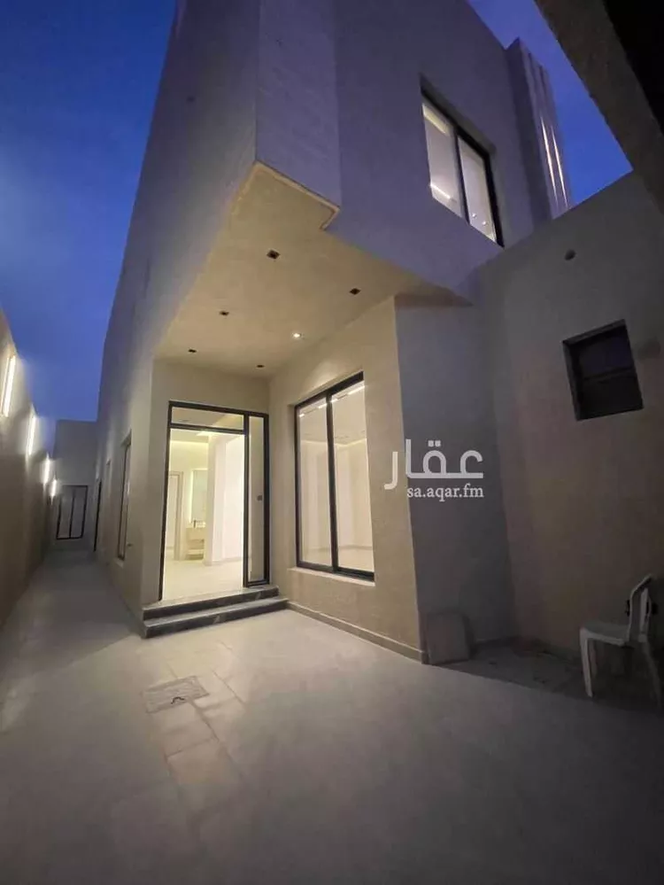 Floor for Sale in Riyadh Al Janadriyah صورة 2
