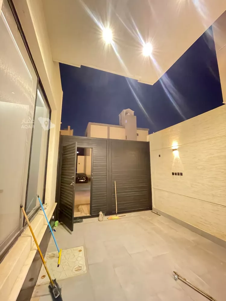 Floor for Sale in Riyadh Al Maizilah صورة 4