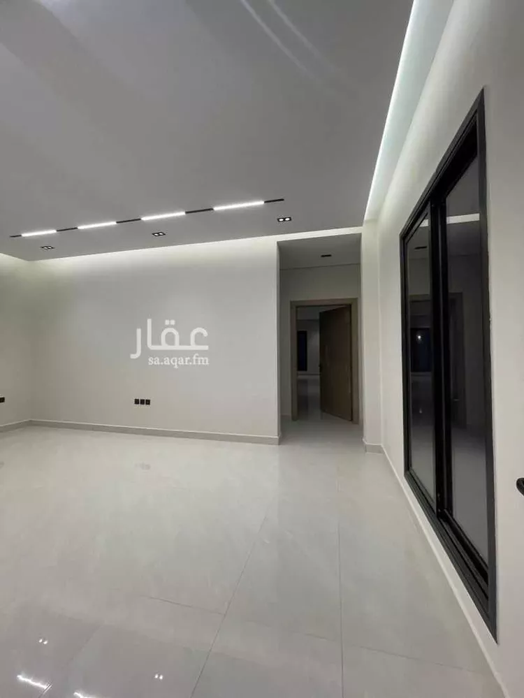 فيلا للبيع في شارع عيسى ابن سلمان خليفه, حي المعيزيلة, مدينة الرياض, منطقة الرياض 10