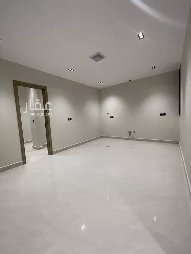 فيلا للبيع في شارع عيسى ابن سلمان خليفه, حي المعيزيلة, مدينة الرياض, منطقة الرياض 17
