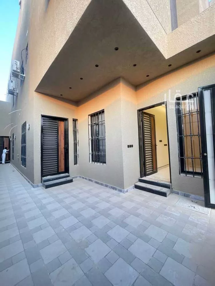 دور للبيع في شارع الميناء, حي النظيم, مدينة الرياض, منطقة الرياض صورة 4