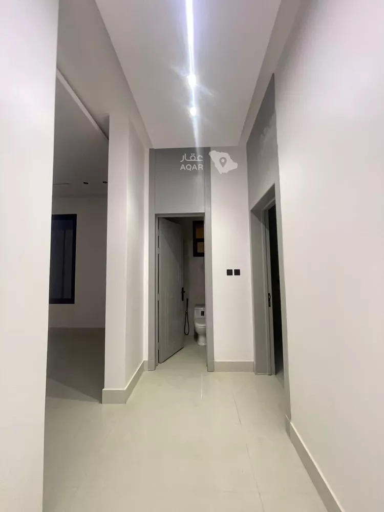Floor for Sale in Riyadh Dahiat Namar 11