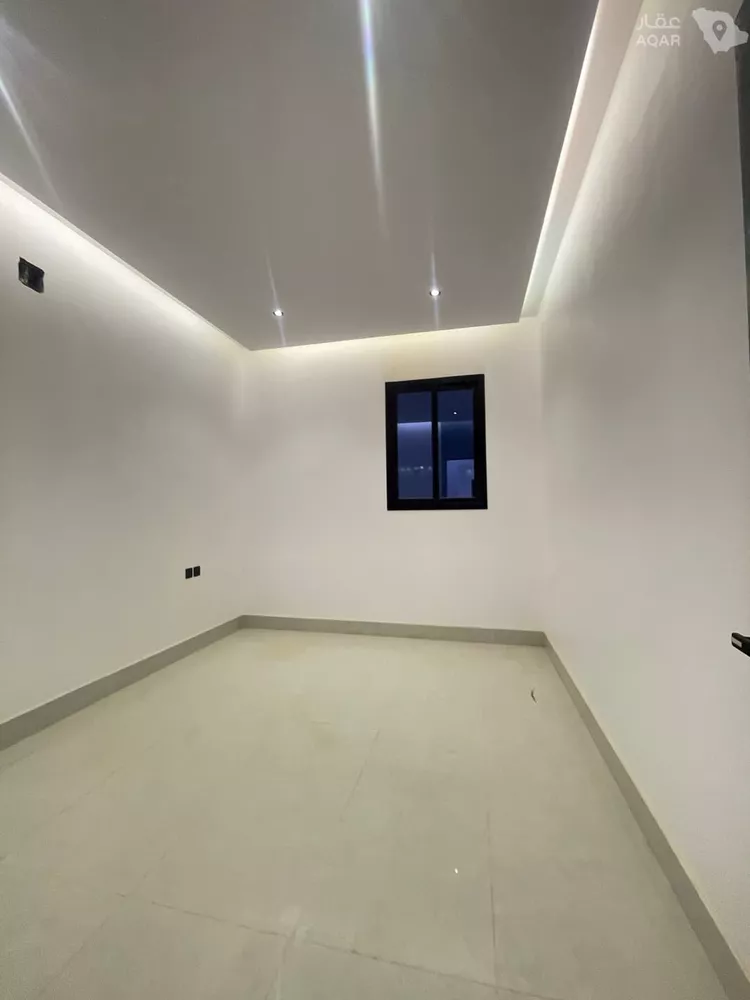 Floor for Sale in Riyadh Dahiat Namar 9