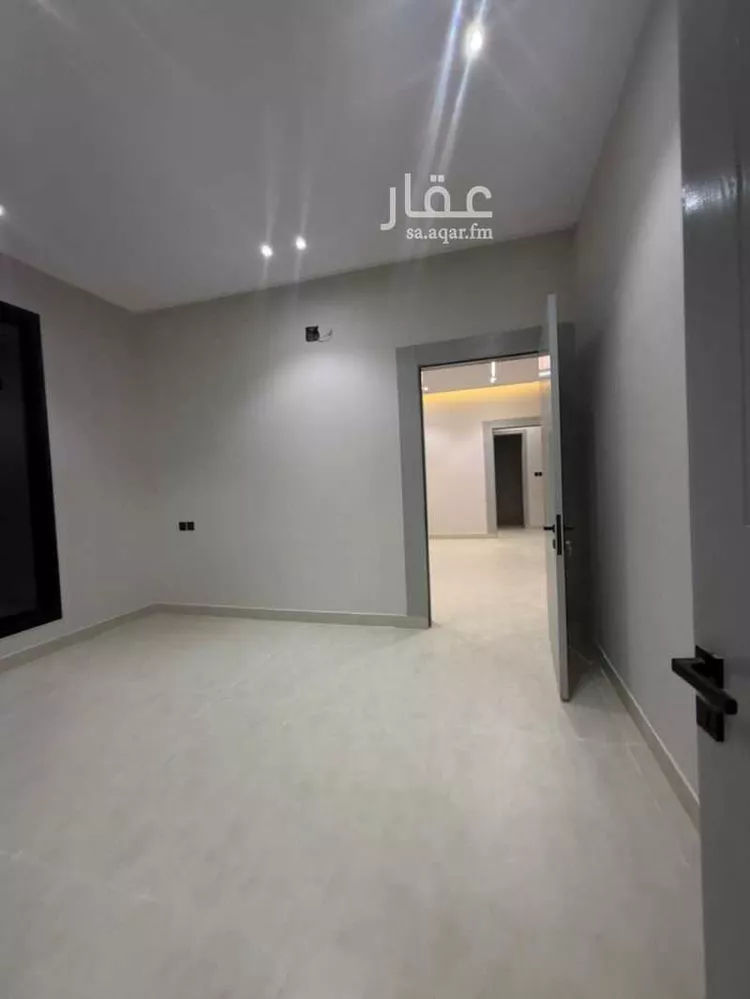 فيلا للبيع في شارعين 20/20, حي النظيم, مدينة الرياض, منطقة الرياض 7