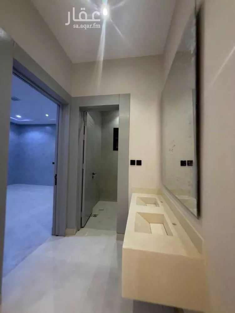 فيلا للبيع في شارعين 20/20, حي النظيم, مدينة الرياض, منطقة الرياض 18