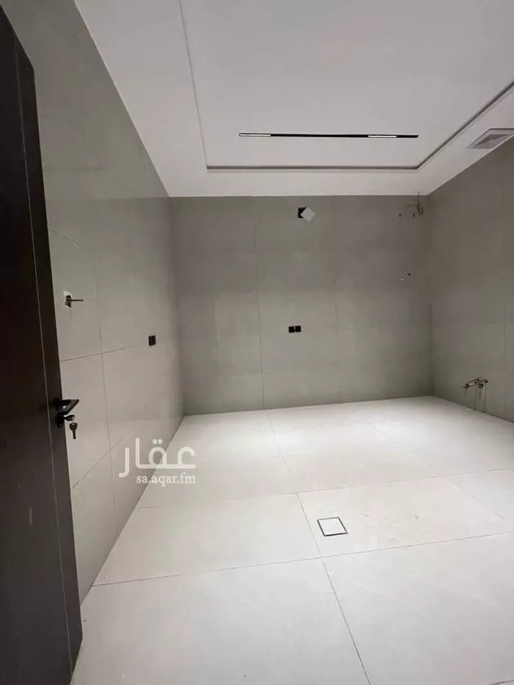 فيلا للبيع في شارع مخطط بوابة الشرق, حي الجنادرية, مدينة الرياض, منطقة الرياض 16