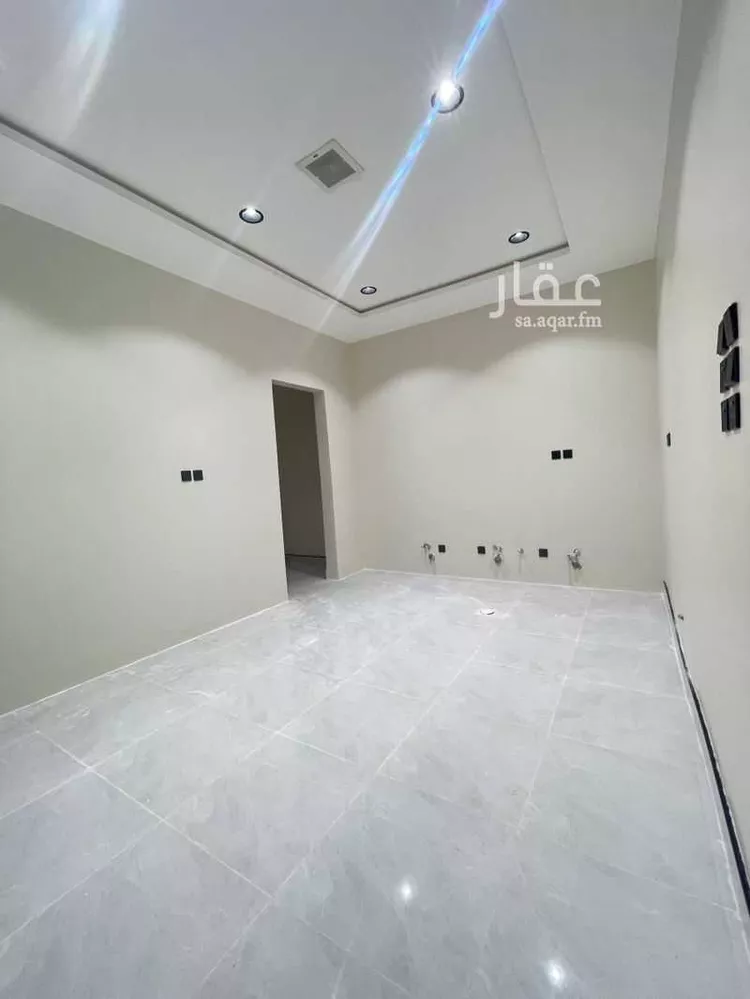 دور للبيع في شارع الميناء, حي النظيم, مدينة الرياض, منطقة الرياض 18