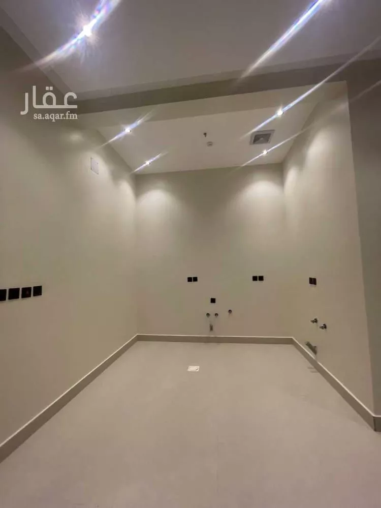 شقة للبيع في شارع المتنبي, حي المعيزيلة, مدينة الرياض, منطقة الرياض 13