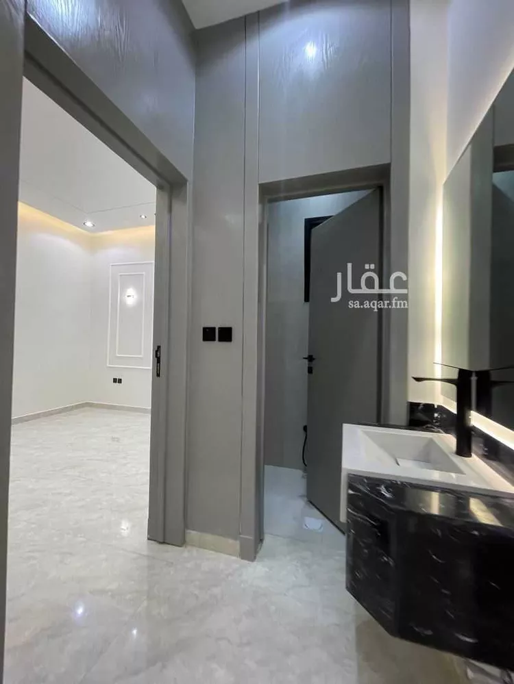 شقة للبيع في شارع حامد عبدالحفيظ, حي عكاظ, مدينة الرياض, منطقة الرياض 18