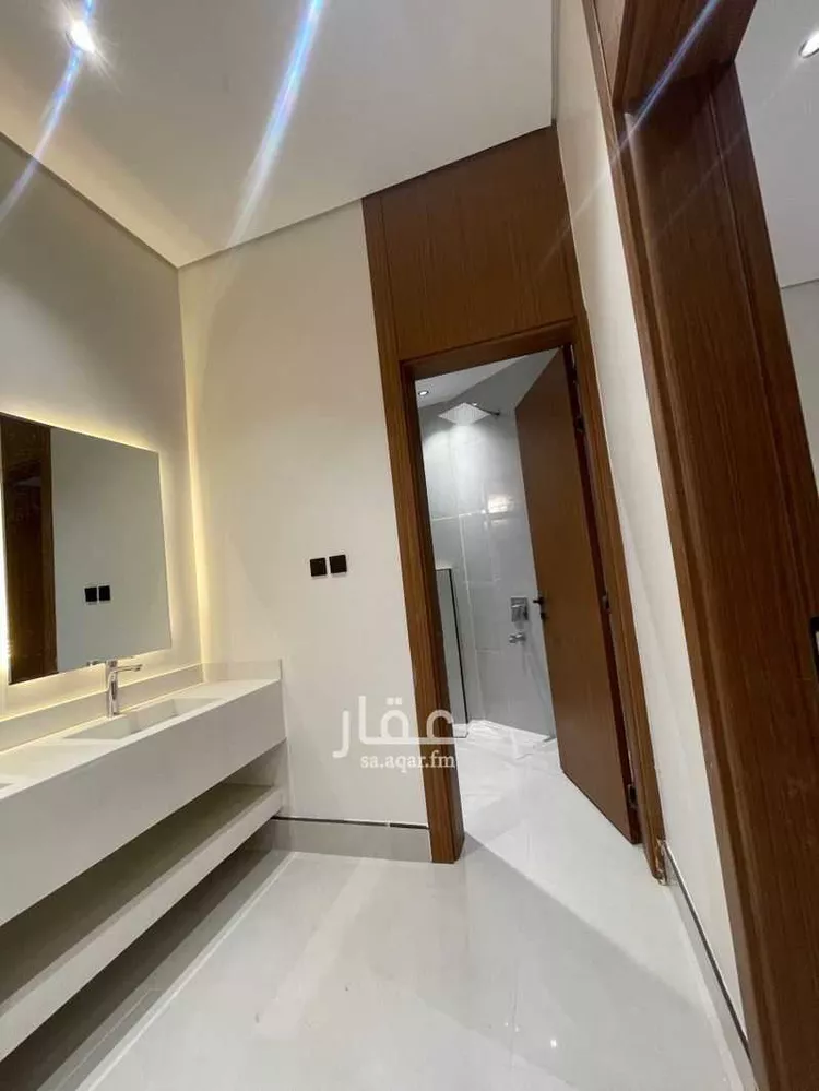 فيلا للبيع في شارع الحسن القرشي, حي البيان, مدينة الرياض, منطقة الرياض صورة 5