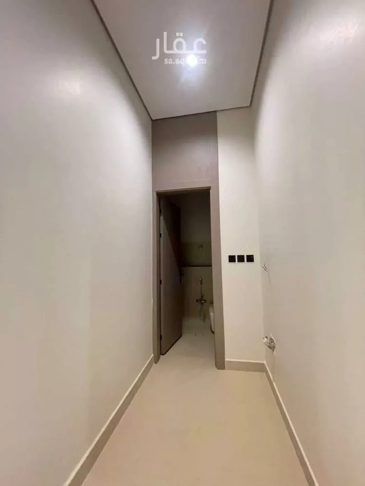دور للبيع في شارع عبدالعزيز الرفاعي, حي الجنادرية, مدينة الرياض, منطقة الرياض صورة 4