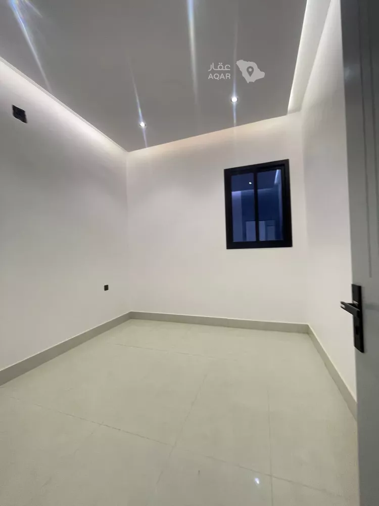 Floor for Sale in Riyadh Dahiat Namar 10