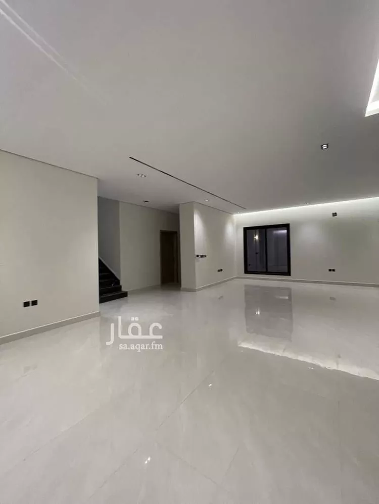 فيلا للبيع في شارع عيسى ابن سلمان خليفه, حي المعيزيلة, مدينة الرياض, منطقة الرياض 8