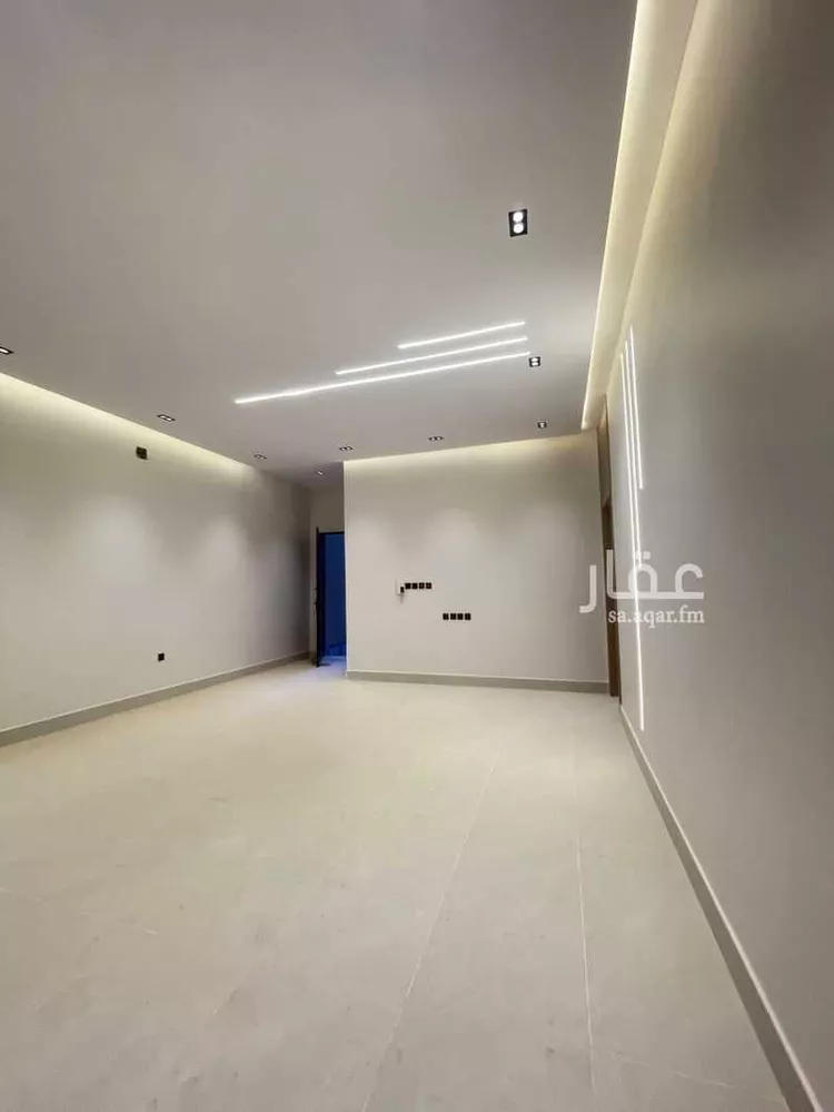 Floor for Sale in Riyadh Al Janadriyah 28