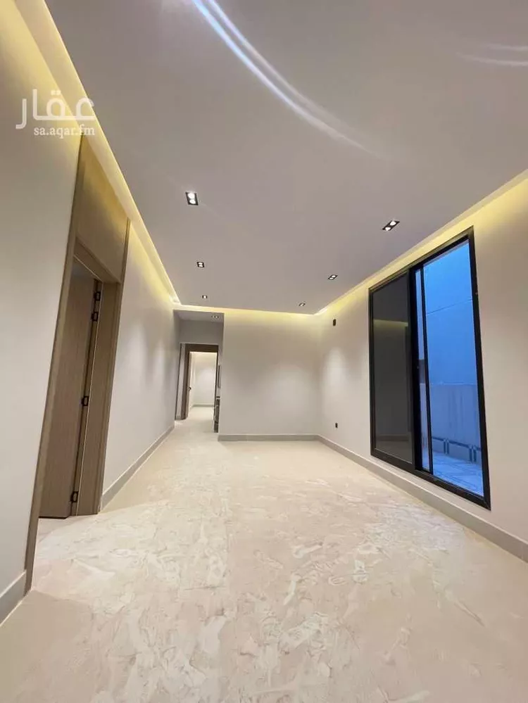 Floor for Sale in Riyadh Al Janadriyah 15