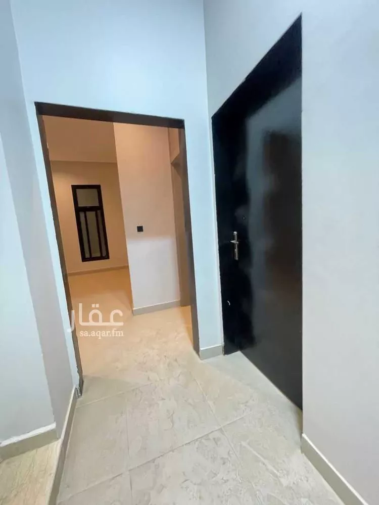 دور للبيع في شارع عبدالعزيز الرفاعي, حي الجنادرية, مدينة الرياض, منطقة الرياض صورة 2