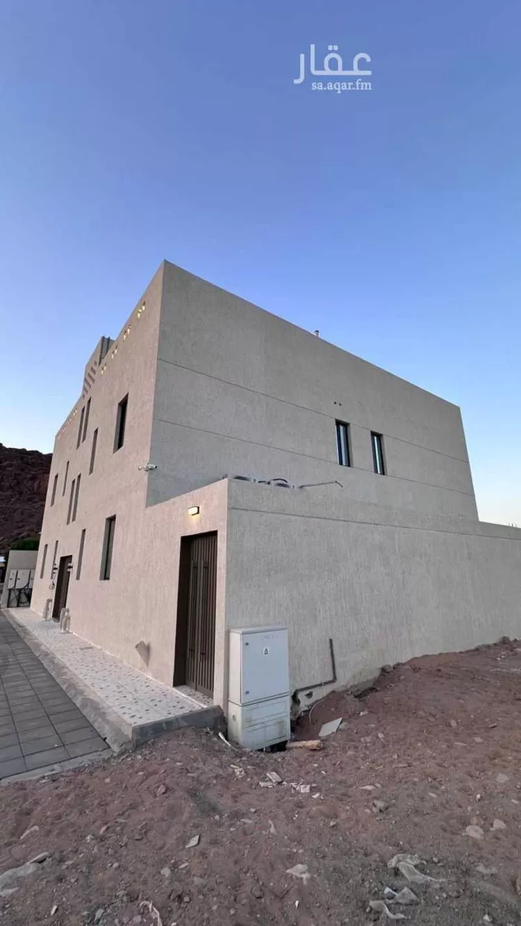 عمارة للبيع في شارع الامام مالك, حي السلام, مدينة العلا, منطقة المدينة المنورة صورة 5