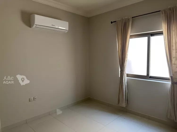 شقة للإيجار في شارع الثريا, حي الجامعة, مدينة الظهران, المنطقة الشرقية 2