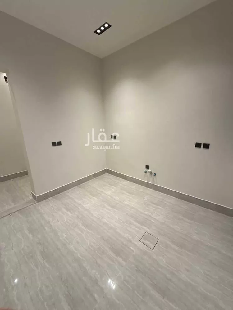 Apartment for Sale in Riyadh Al Yarmouk 6