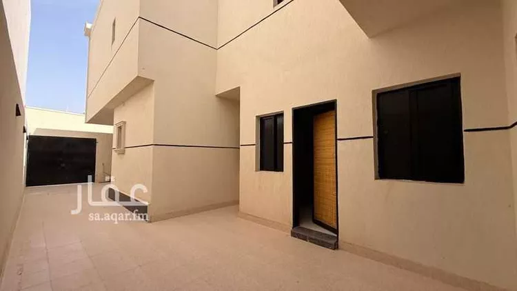 فيلا للبيع في شارع بدرالدين المرجاني, حي المهدية, مدينة الرياض, منطقة الرياض صورة 3