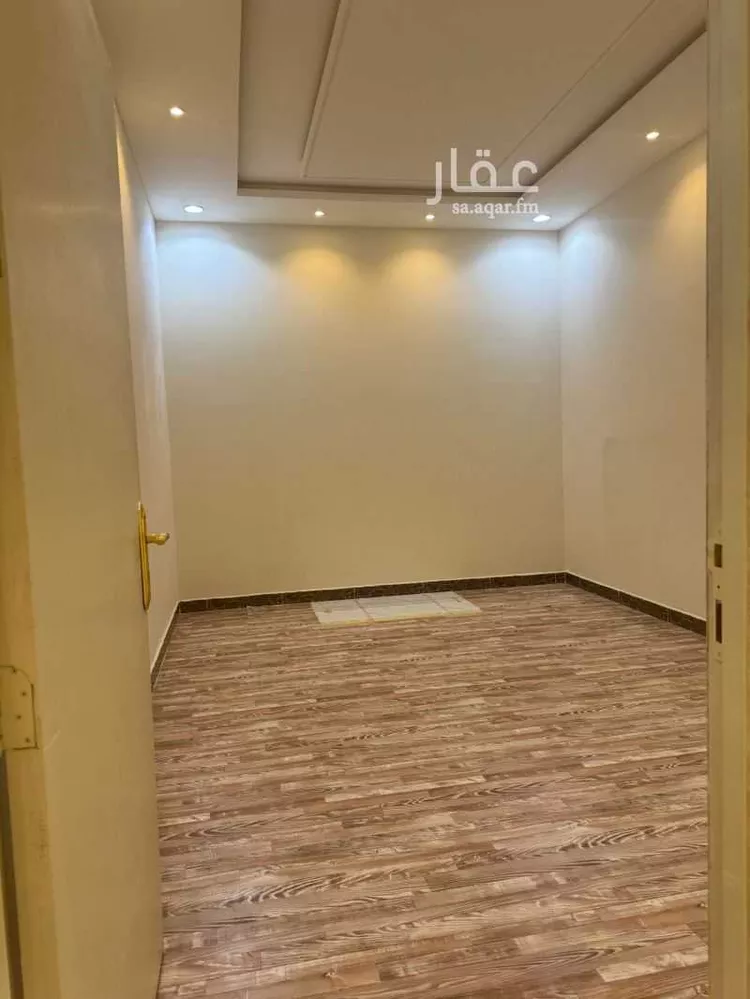 شقة للإيجار في شارع محمد بن أحمد الدمنهوري ، حي الندوة ، الرياض ، منطقة الرياض صورة 2
