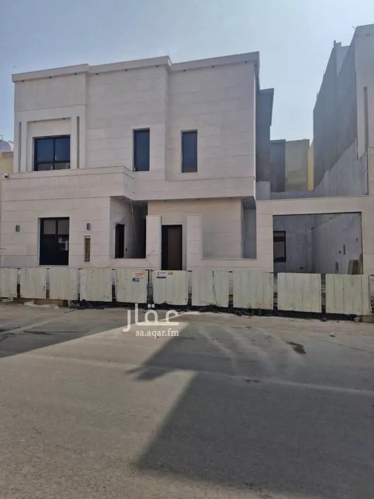 فيلا للبيع في شارع ممر120, حي ظهرة لبن, مدينة الرياض, منطقة الرياض
