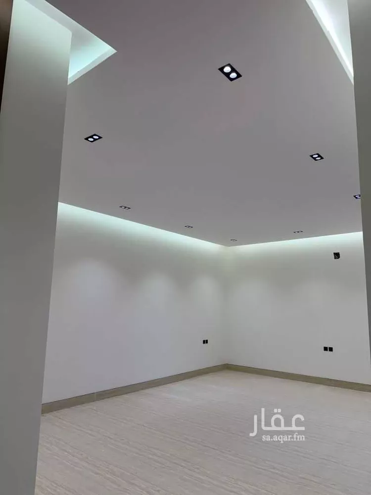 فيلا للبيع في شارع ممر120, حي ظهرة لبن, مدينة الرياض, منطقة الرياض صورة 5