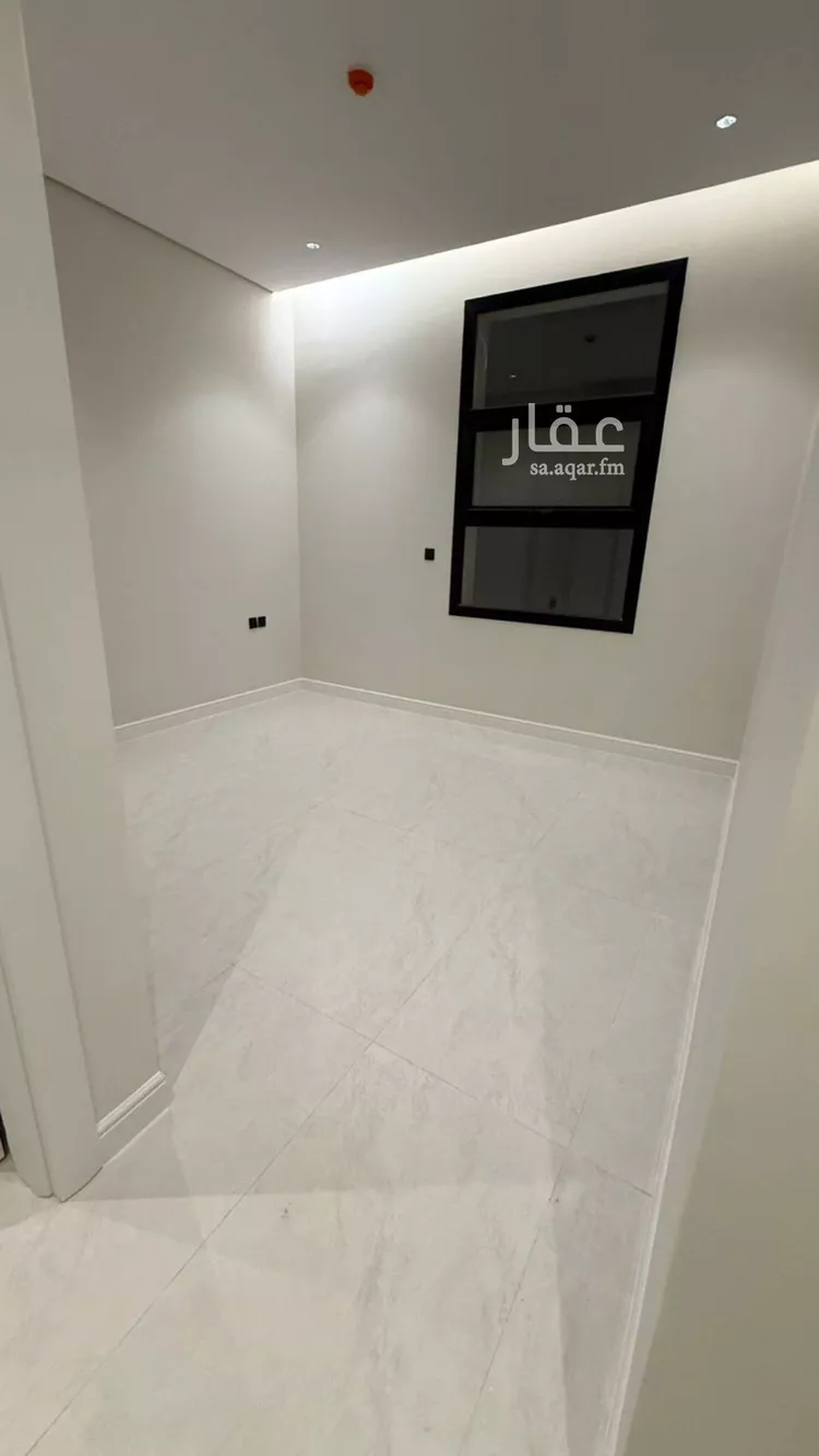 شقة للبيع في شارع أحمد بن محمد السديري, حي القدس, مدينة الرياض, منطقة الرياض 8
