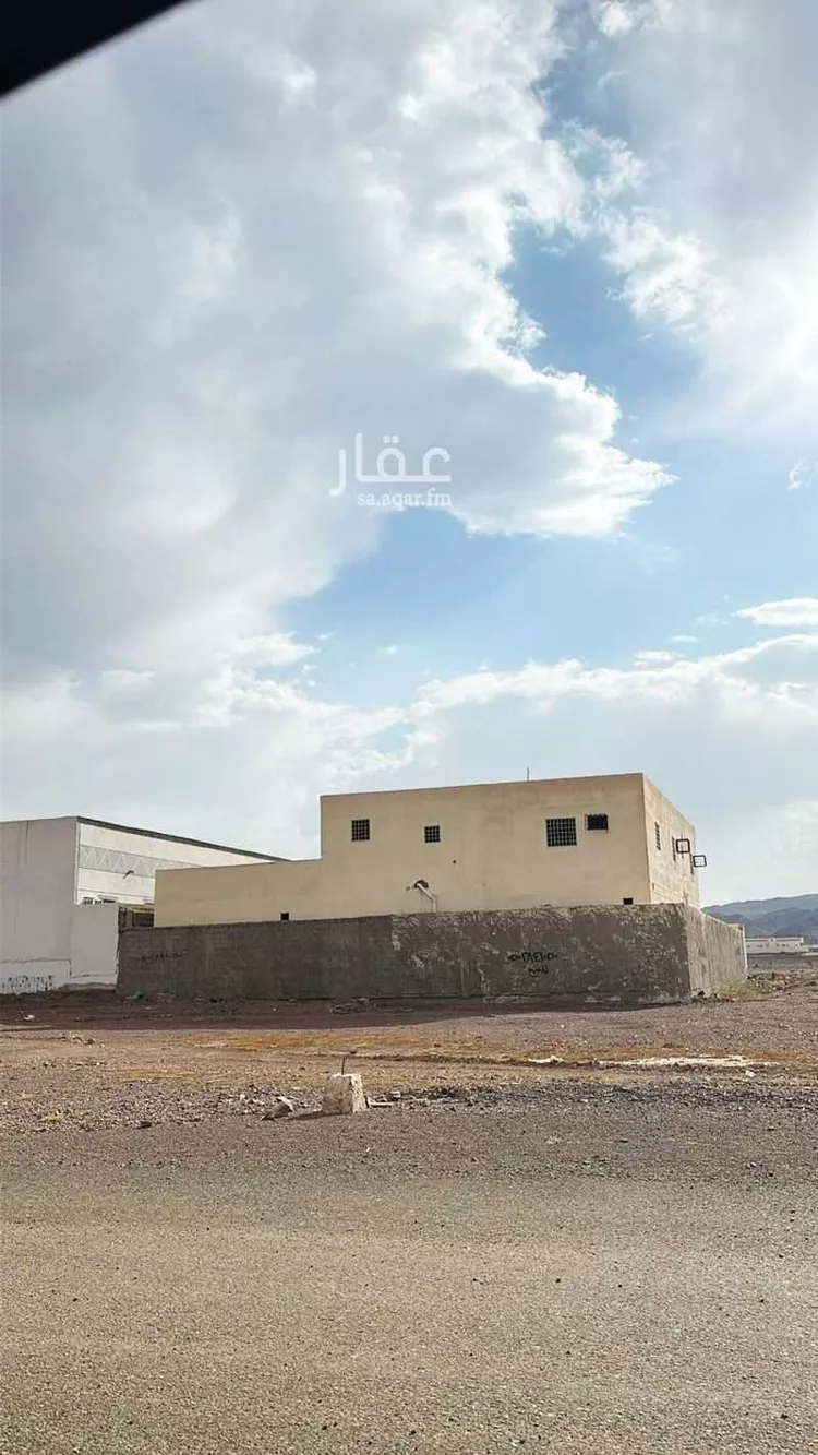 فيلا للبيع في شارع القاسم ابن عبدالواحد, حي الصويدرة, مدينة المدينه المنوره, منطقة المدينة المنورة صورة 4