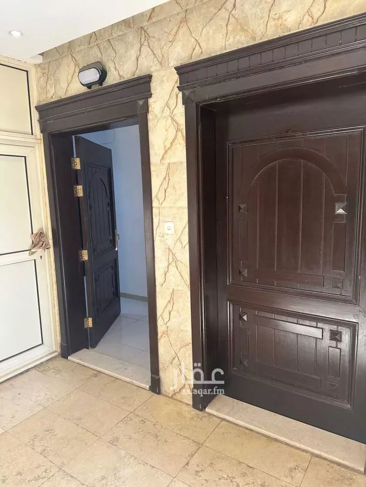دور للبيع في شارع ابن كعب ، الصالحية ، جدة ، جدة